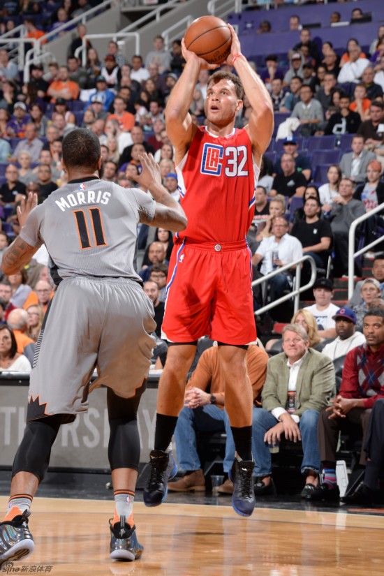 凭借费尔德 凭借费尔德