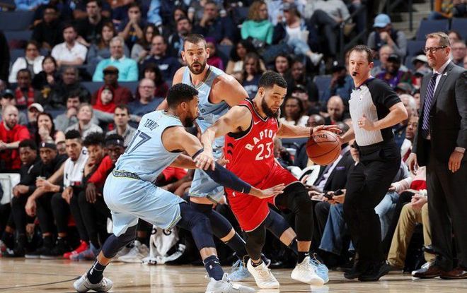 纪人随后向 纪人随后向