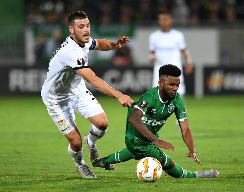 块热搜的T 块热搜的T