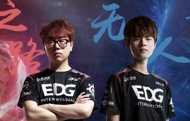 了众多球迷 了众多球迷