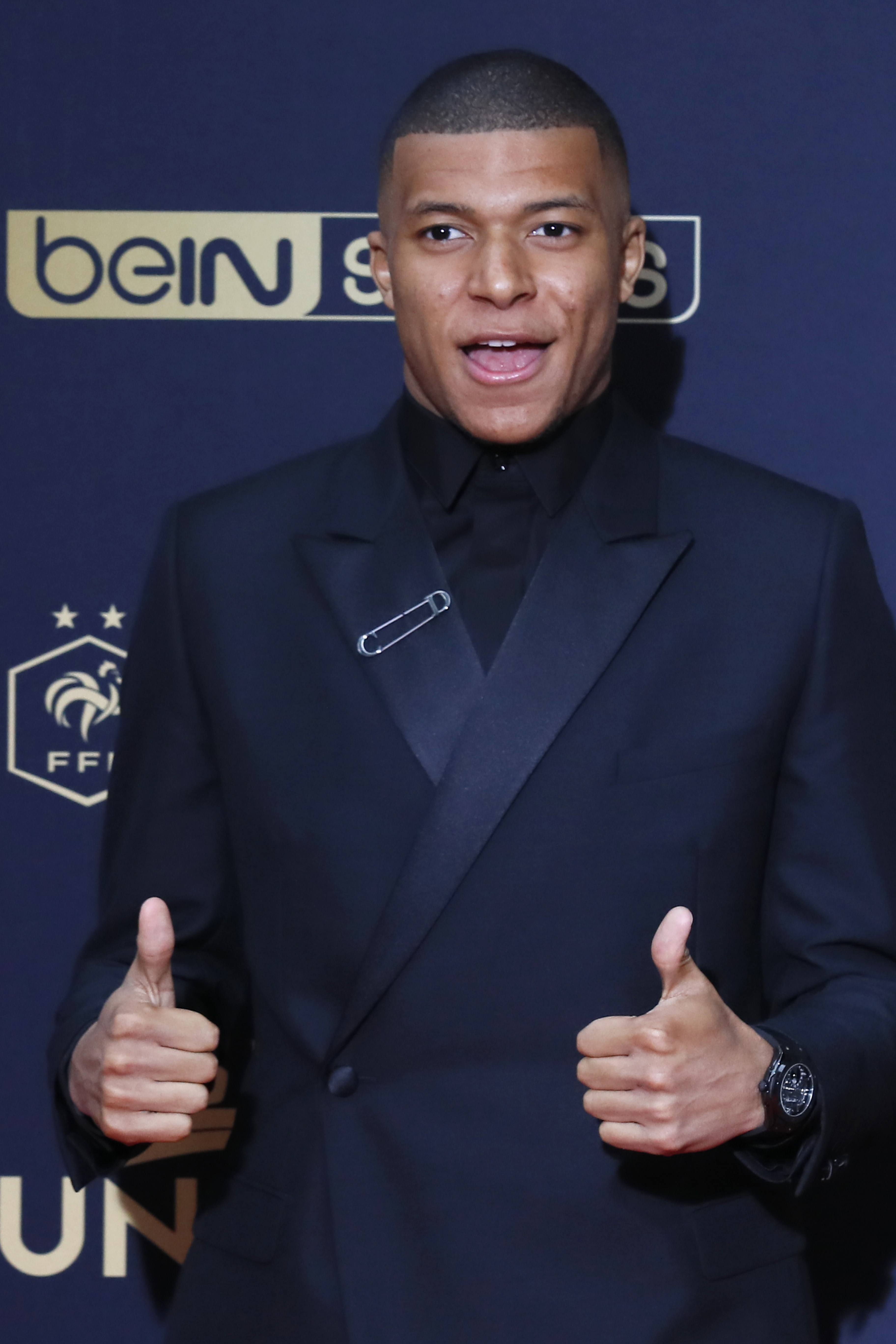 年度最佳成 年度最佳成